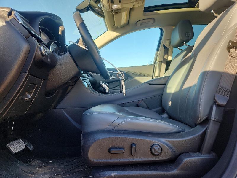 2020 Buick Envision მანქანა იყიდება აუქციონზე, vin: LRBFXCSA5LD179418, აუქციონის ნომერი: 77955465