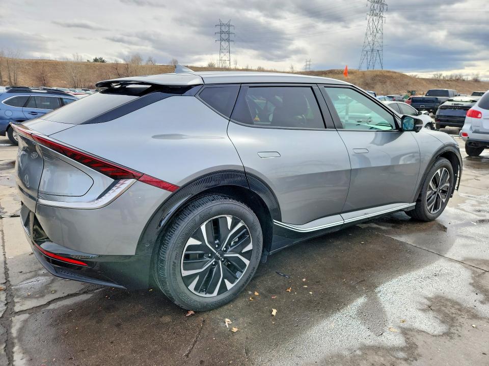 Продажа на аукционе авто 2024 Kia Ev6, vin: KNDC3DLC4R5204608, номер лота: 76800615