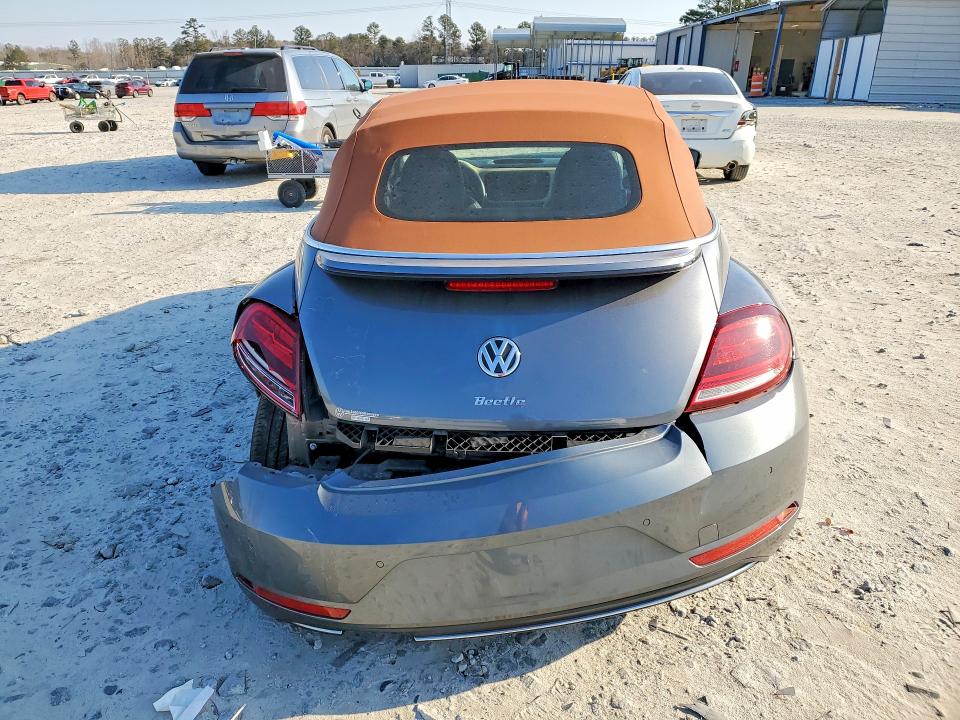 2019 Volkswagen Beetle მანქანა იყიდება აუქციონზე, vin: 3VW5DAAT3KM503110, აუქციონის ნომერი: 76245605