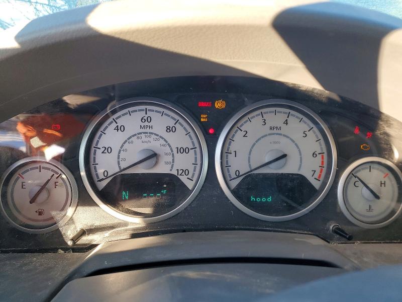 76010745 :رقم المزاد ، 2A4RR5D14AR104019 vin ، 2010 Chrysler Town & Country مزاد بيع
