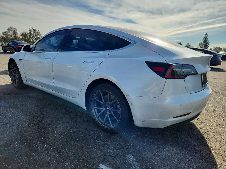 Продажа на аукционе авто 2020 Tesla Model 3, vin: 5YJ3E1EA0LF741034, номер лота: 77811165
