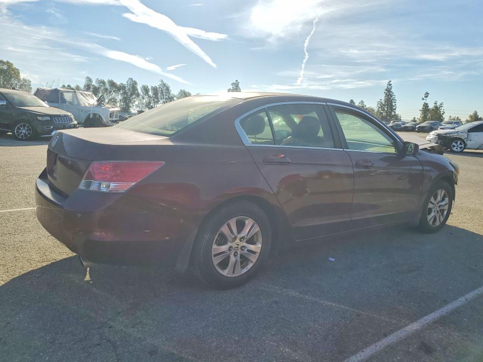 78958985 :رقم المزاد ، JHMCP26498C031240 vin ، 2008 Honda Accord مزاد بيع