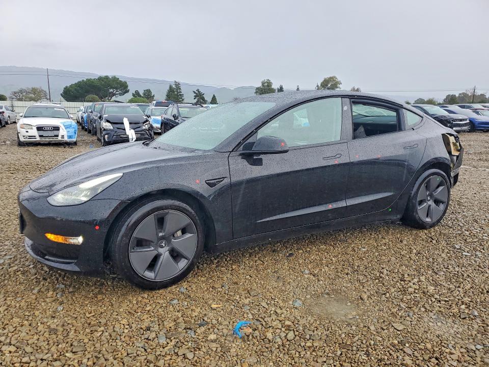 76546265 :رقم المزاد ، 5YJ3E1EB6MF875752 vin ، 2021 Tesla Model 3 مزاد بيع