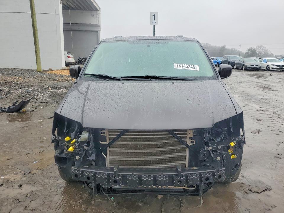 Продажа на аукционе авто 2015 Chrysler Town & Country, vin: 2C4RC1AG8FR677005, номер лота: 78145345