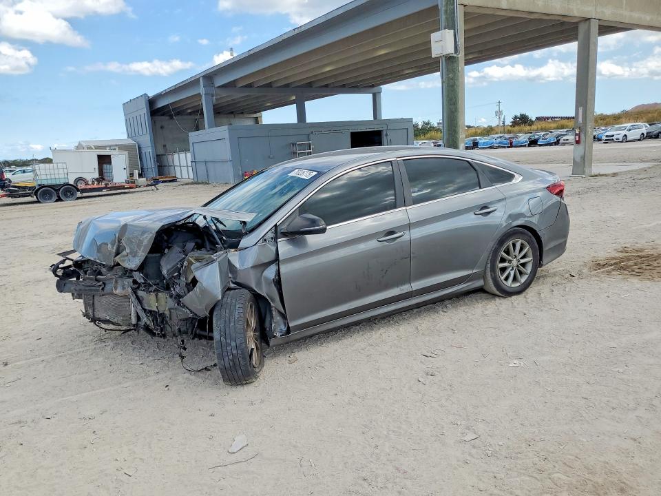 76926775 :رقم المزاد ، 5NPE24AF3KH741453 vin ، 2019 Hyundai Sonata مزاد بيع