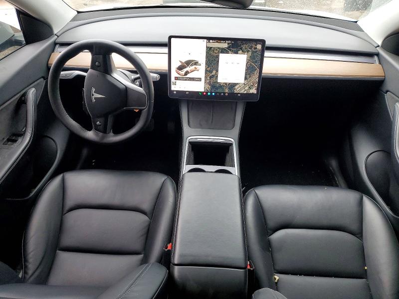 77389885 :رقم المزاد ، 5YJYGDEE3MF131070 vin ، 2021 Tesla Model Y مزاد بيع
