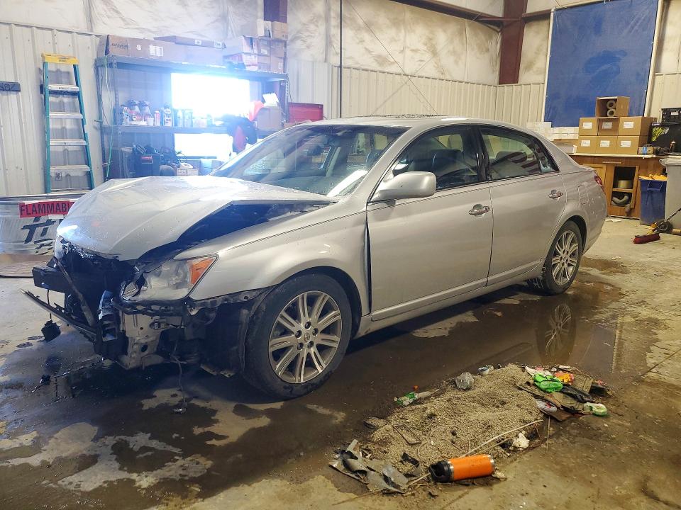 78123725 :رقم المزاد ، 4T1BK36B08U259908 vin ، 2008 Toyota Avalon مزاد بيع