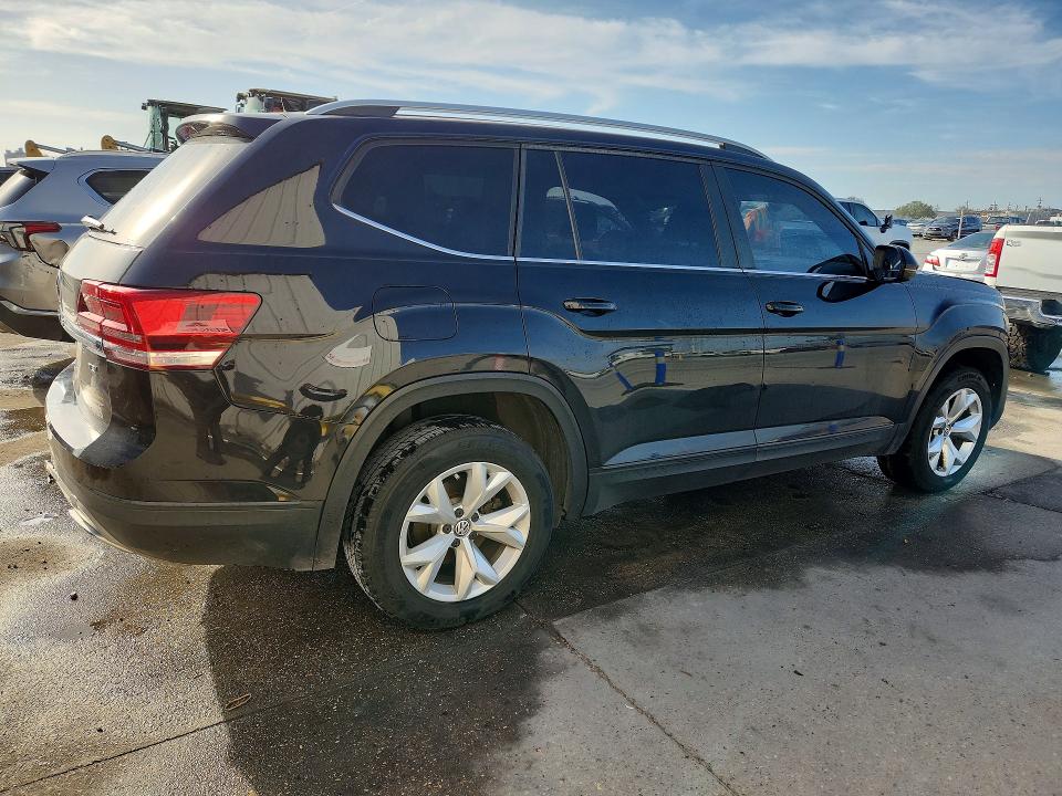 Продажа на аукционе авто 2018 Volkswagen Atlas, vin: 1V2CP2CA5JC593913, номер лота: 78346045