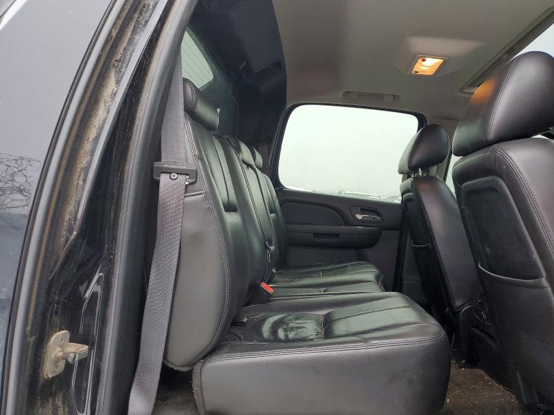 77101955 :رقم المزاد ، 3GNTKFE3XBG117958 vin ، 2011 Chevrolet Avalanche مزاد بيع