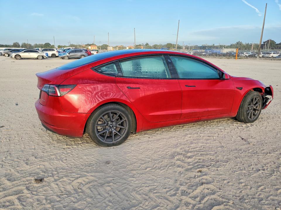 Продажа на аукционе авто 2022 Tesla Model 3, vin: 5YJ3E1EB4NF189744, номер лота: 76003325