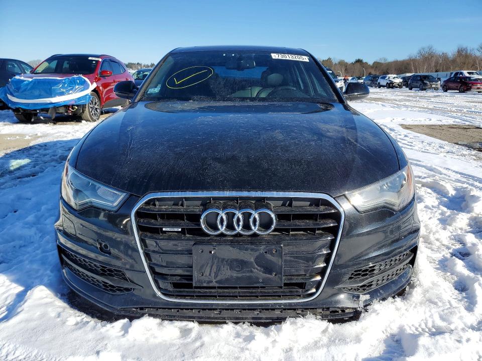 73013205 :رقم المزاد ، WAUFGAFC0FN010663 vin ، 2015 Audi A6 مزاد بيع