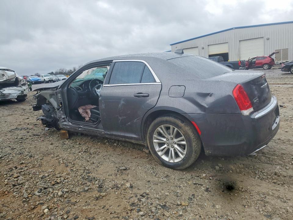 76833635 :رقم المزاد ، 2C3CCAAG7HH565394 vin ، 2017 Chrysler 300 مزاد بيع