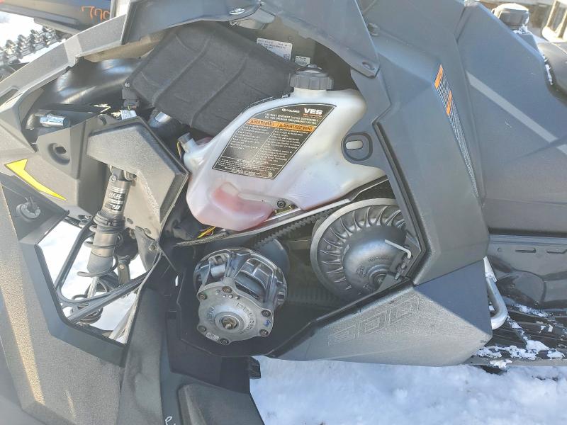 75018845 :رقم المزاد ، SN1EFK8P5LC697098 vin ، 2020 Polaris 800rmk مزاد بيع