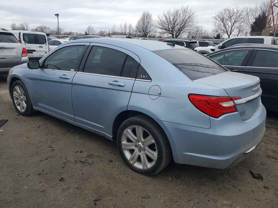 76917205 :رقم المزاد ، 1C3CCBAB8DN697852 vin ، 2013 Chrysler 200 مزاد بيع