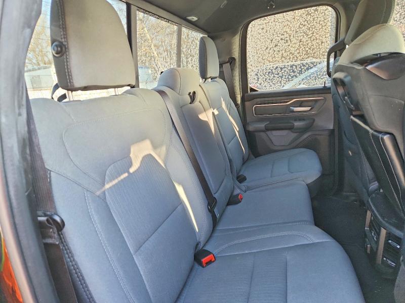 76641045 :رقم المزاد ، 1C6SRFBT5MN618391 vin ، 2021 Ram 1500 مزاد بيع