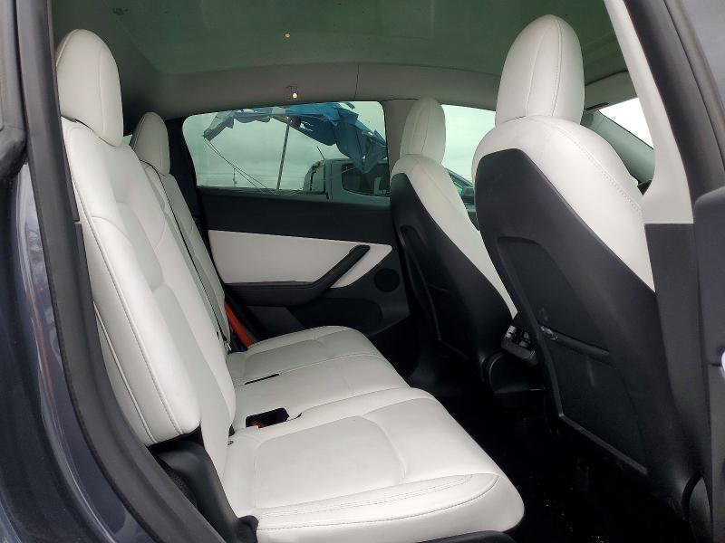 Продажа на аукционе авто 2022 Tesla Model Y, vin: 7SAYGAEE7NF383326, номер лота: 76726095