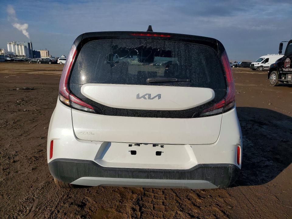 76868265 :رقم المزاد ، KNDJ23AU7P7876616 vin ، 2023 Kia Soul مزاد بيع