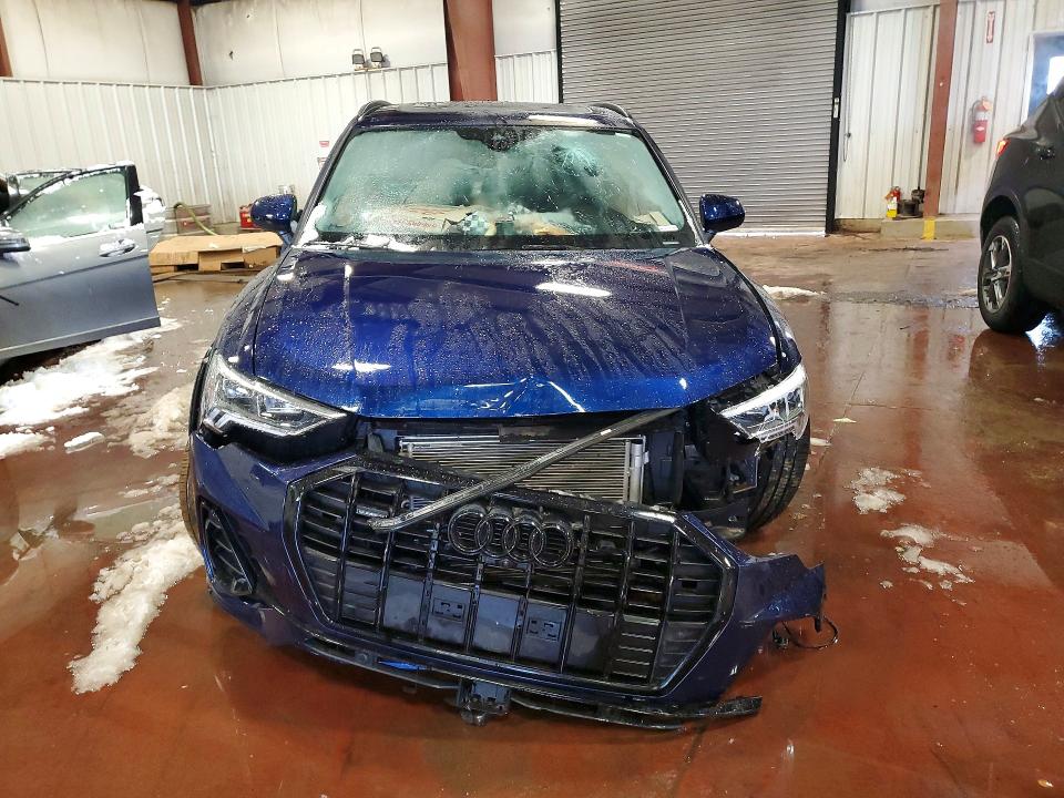 76444855 :رقم المزاد ، WA1EECF30R1150721 vin ، 2024 Audi Q3 مزاد بيع