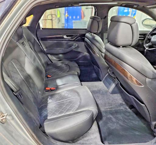 78680815 :رقم المزاد ، WAURMAFD2EN001623 vin ، 2014 Audi A8 مزاد بيع