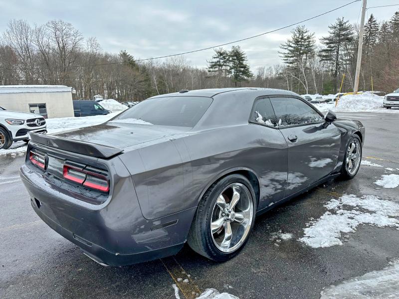 75220435 :رقم المزاد ، 2C3CDZBT8JH141994 vin ، 2018 Dodge Challenger مزاد بيع