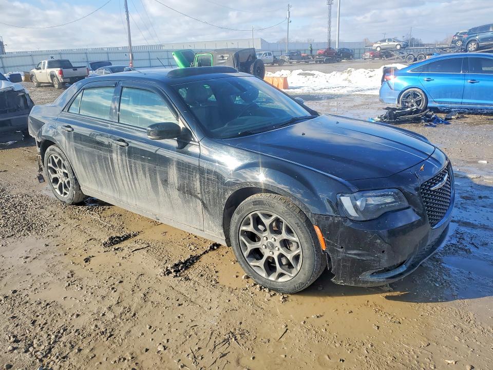 Продажа на аукционе авто 2015 Chrysler 300, vin: 2C3CCAGGXFH905366, номер лота: 77275025