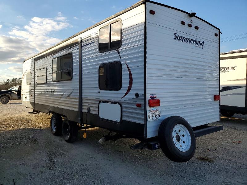 76406125 :رقم المزاد ، 4YDT28228F3152617 vin ، 2015 Keystone Summerland مزاد بيع