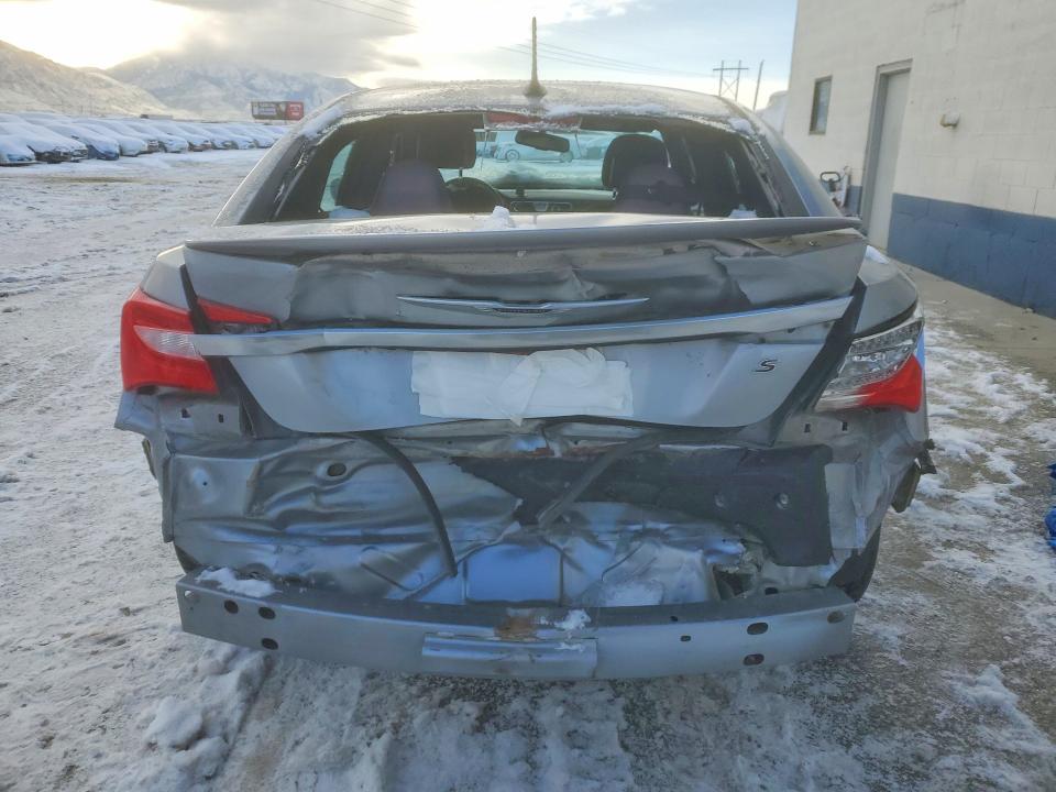 Продаж на аукціоні авто 2014 Chrysler 200, vin: 1C3CCBBG1EN171672, номер лоту: 77777165