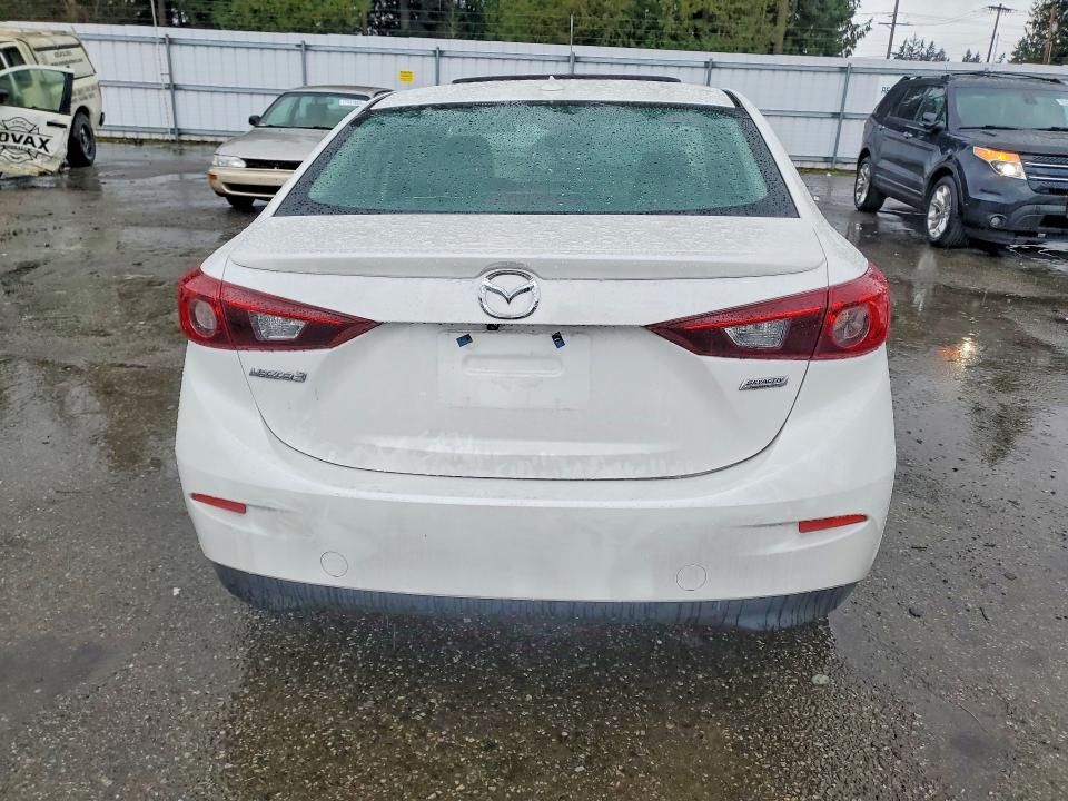 77598005 :رقم المزاد ، 3MZBN1V30JM254659 vin ، 2018 Mazda 3 مزاد بيع