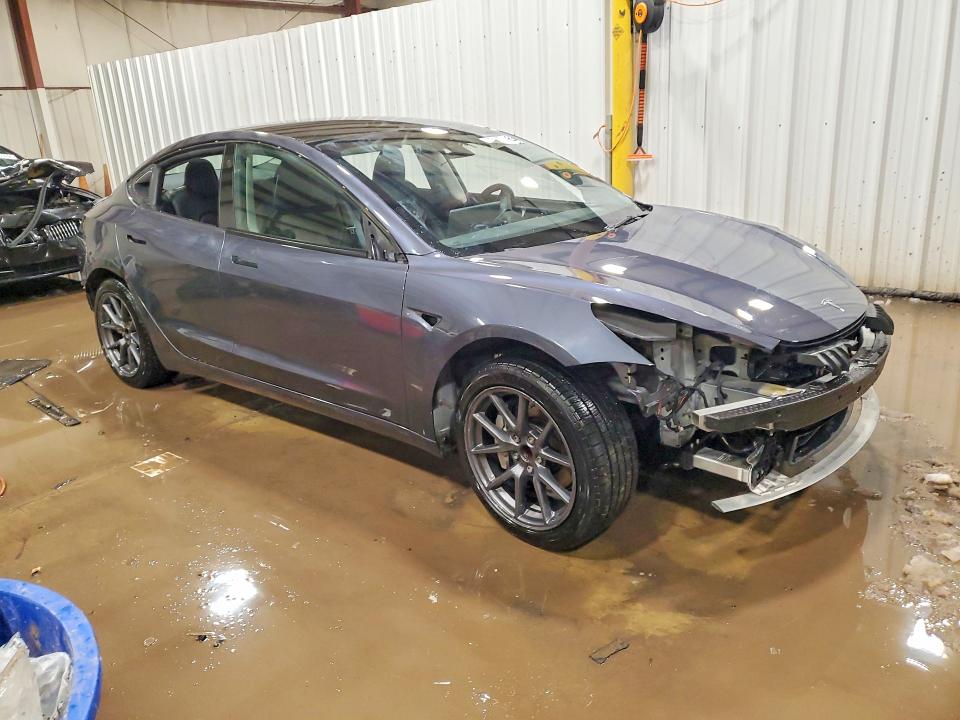 Продажа на аукционе авто 2023 Tesla Model 3, vin: 5YJ3E1EA9PF569639, номер лота: 75978905