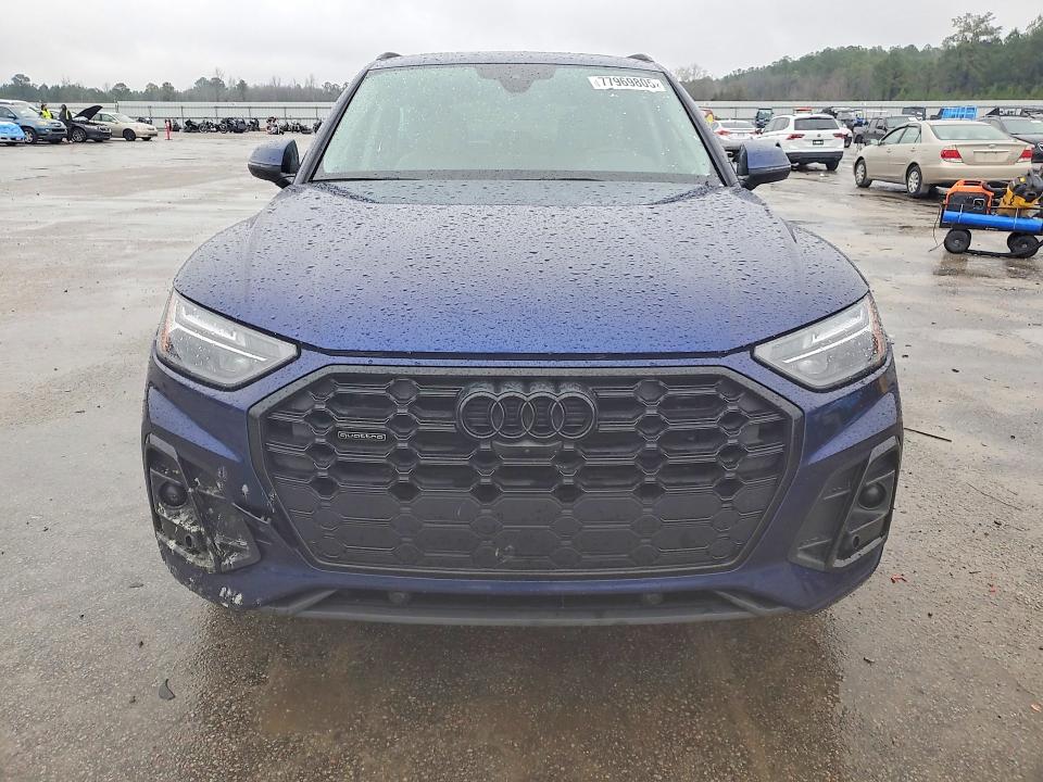 77969805 :رقم المزاد ، WA1EAAFY5N2032728 vin ، 2022 Audi Q5 مزاد بيع