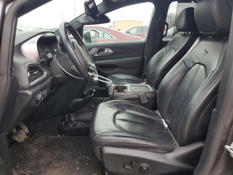 77759055 :رقم المزاد ، 2C4RC1EGXJR227889 vin ، 2018 Chrysler Pacifica مزاد بيع