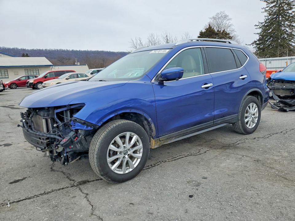 2017 Nissan Rogue მანქანა იყიდება აუქციონზე, vin: KNMAT2MV4HP590400, აუქციონის ნომერი: 79278115