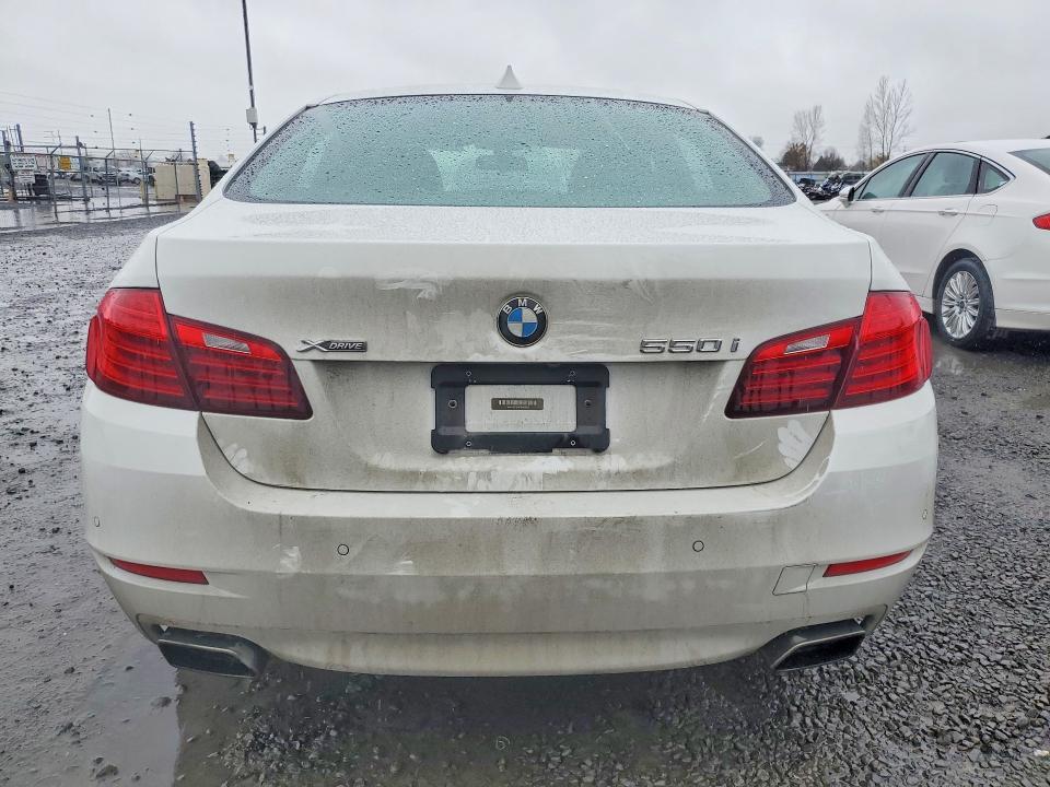 77626755 :رقم المزاد ، WBAKP9C56FD980090 vin ، 2015 Bmw 550 مزاد بيع