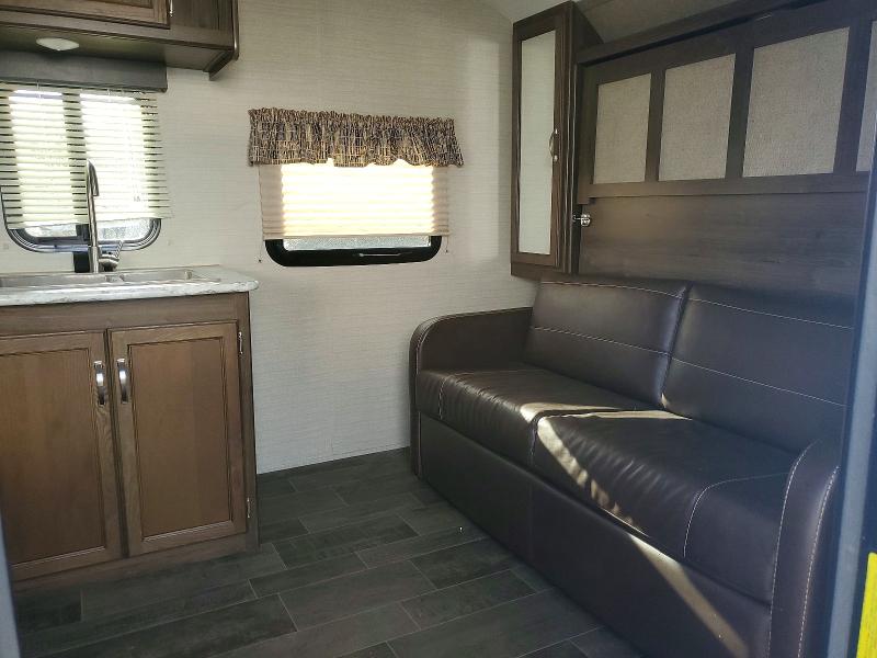 2018 Keystone Rv Bullet მანქანა იყიდება აუქციონზე, vin: 4YDT22025JD438850, აუქციონის ნომერი: 77653495