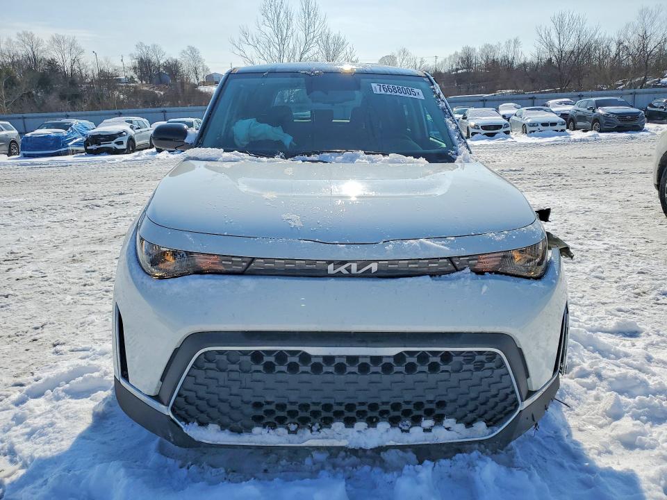 76688005 :رقم المزاد ، KNDJ23AU0R7230370 vin ، 2024 Kia Soul مزاد بيع