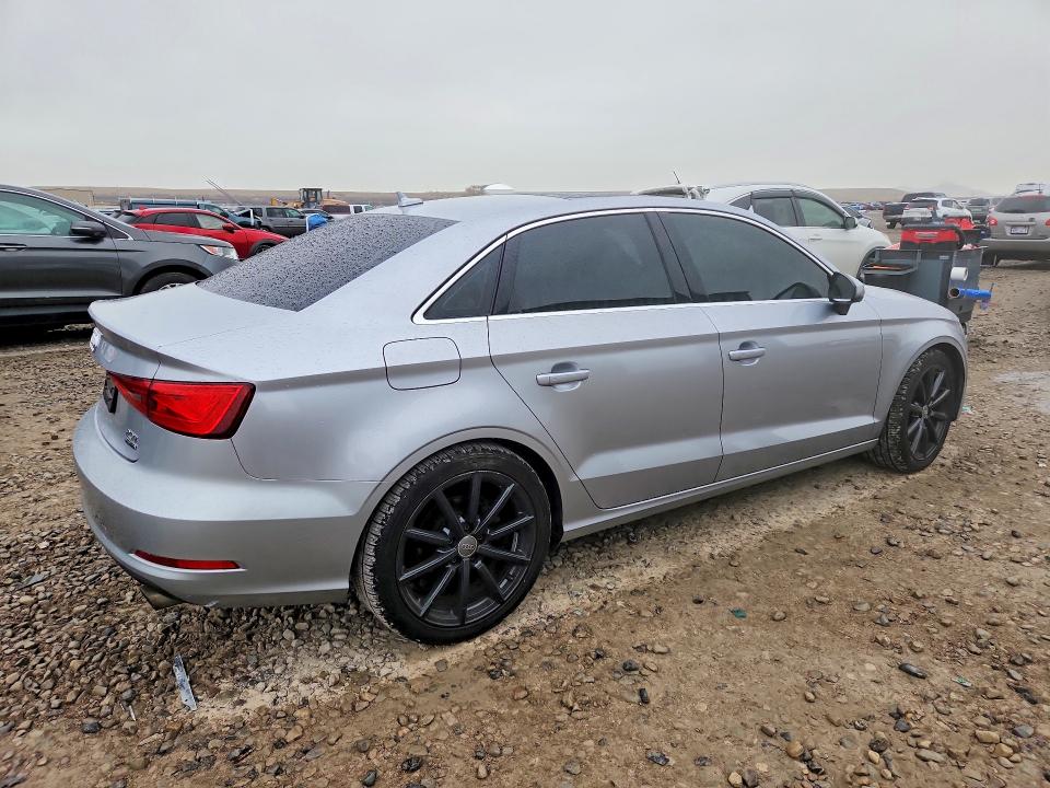 Продажа на аукционе авто 2015 Audi A3, vin: WAUEFGFF9F1087633, номер лота: 78665605