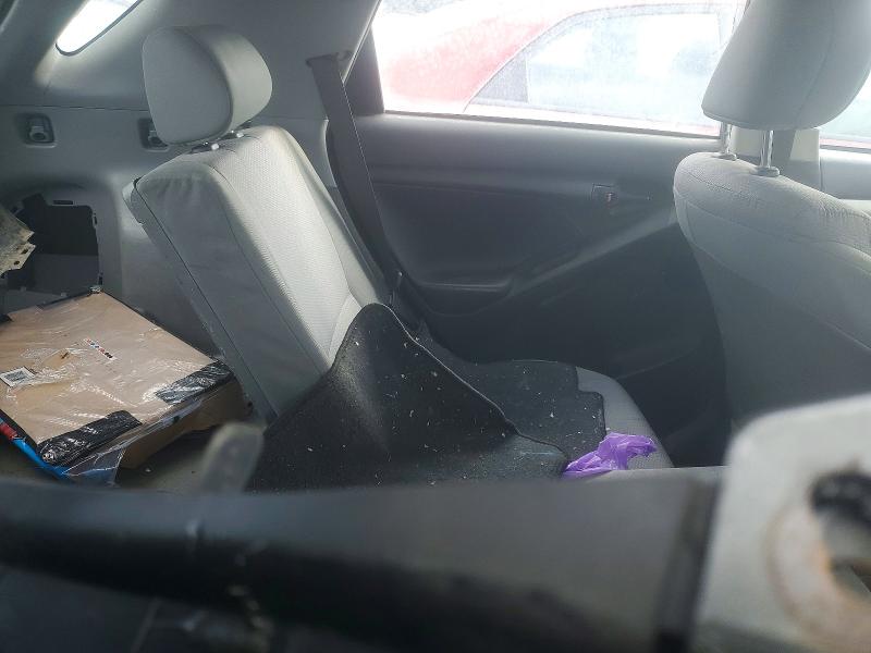 76647565 :رقم المزاد ، 2T1KU4EE6CC866594 vin ، 2012 Toyota Matrix مزاد بيع