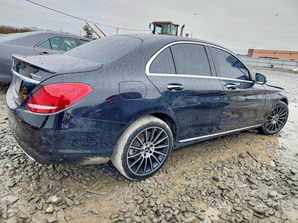 77931975 :رقم المزاد ، 55SWF4KB0HU212519 vin ، 2017 Mercedes-benz C مزاد بيع