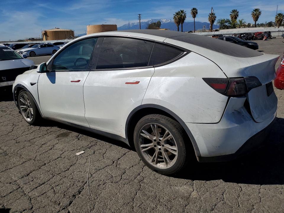 2024 Tesla Model Y მანქანა იყიდება აუქციონზე, vin: 7SAYGDEE5RA258328, აუქციონის ნომერი: 72343415