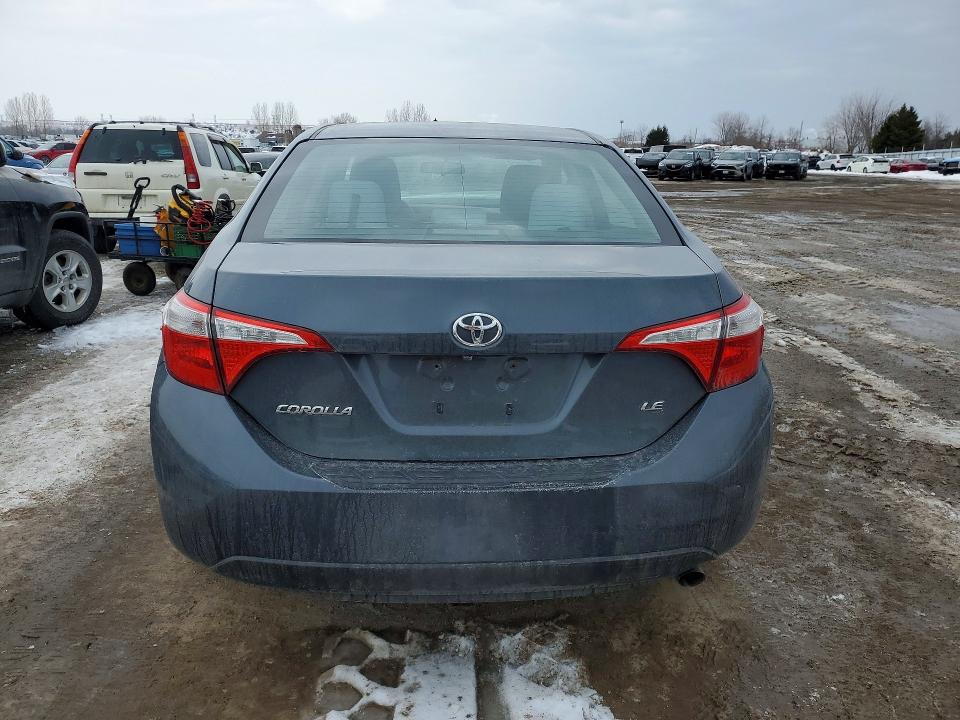 78336655 :رقم المزاد ، 2T1BURHE1FC239945 vin ، 2015 Toyota Corolla مزاد بيع