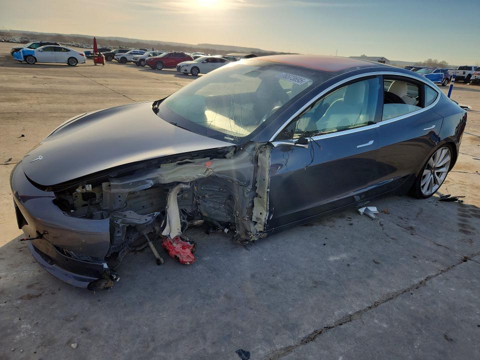 2018 Tesla Model 3 მანქანა იყიდება აუქციონზე, vin: 5YJ3E1EB0JF080997, აუქციონის ნომერი: 76573695