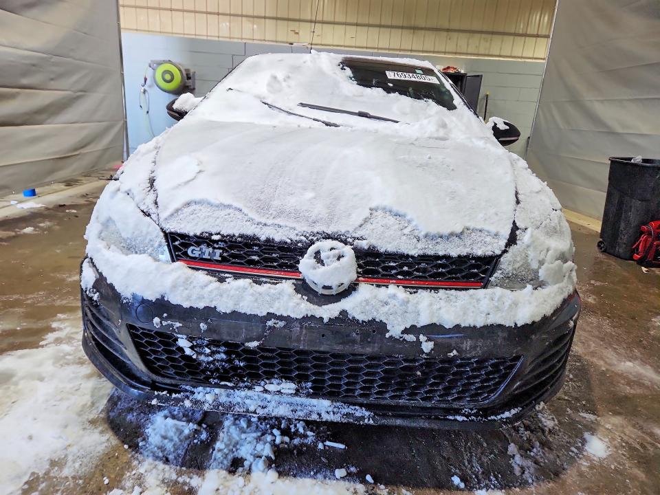 Продаж на аукціоні авто 2016 Volkswagen Gti, vin: 3VW5T7AU4GM065882, номер лоту: 76934805