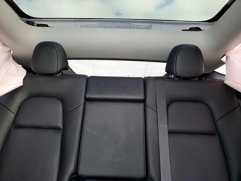 2024 Tesla Model Y მანქანა იყიდება აუქციონზე, vin: 7SAYGDEE7RF058649, აუქციონის ნომერი: 77232855