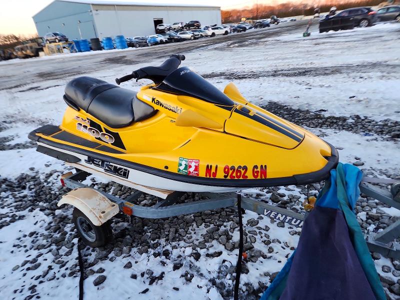 75557275 :رقم المزاد ، KAW31733B101 vin ، 2001 Kawa Jet Ski مزاد بيع