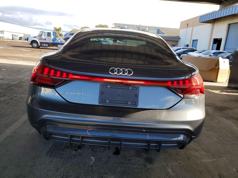 Продажа на аукционе авто 2024 Audi E-tron Gt, vin: WAUFJBFW9R7001387, номер лота: 77133395