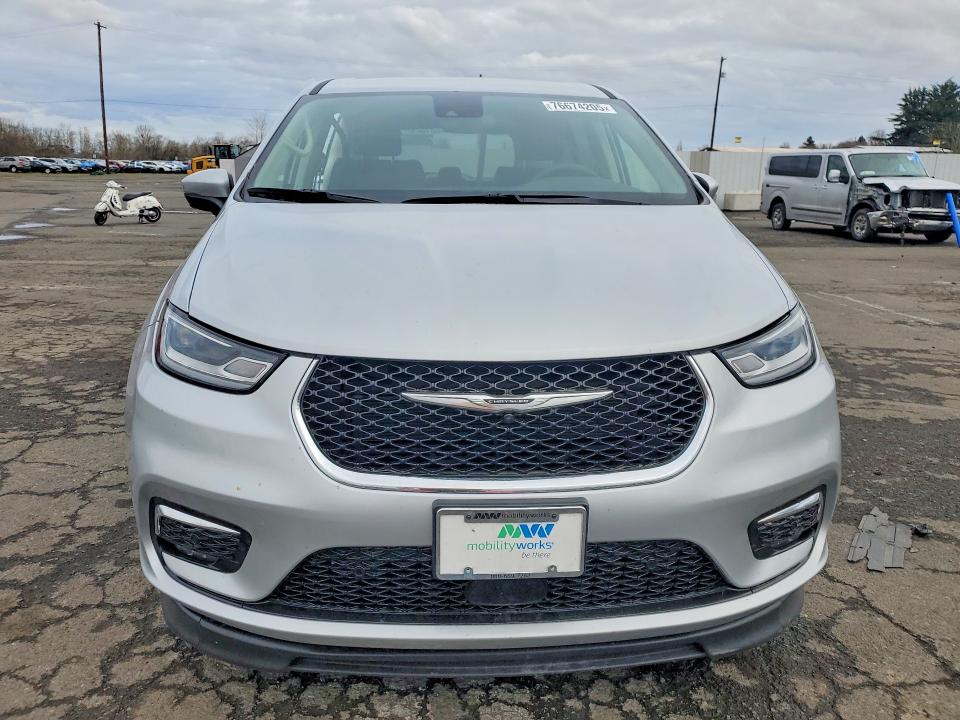 2023 Chrysler Pacifica მანქანა იყიდება აუქციონზე, vin: 2C4RC1BG8PR561724, აუქციონის ნომერი: 76674205