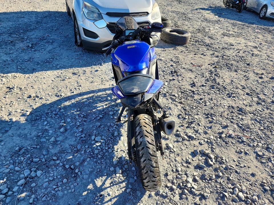 75769785 :رقم المزاد ، MH3RH18Y8NK008506 vin ، 2022 Yamaha Yzfr3 مزاد بيع