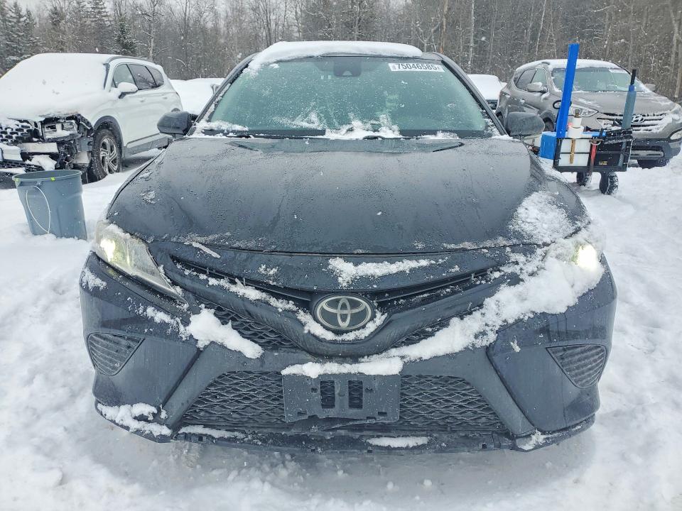 Продаж на аукціоні авто 2018 Toyota Camry, vin: 4T1B11HK4JU652319, номер лоту: 75046585