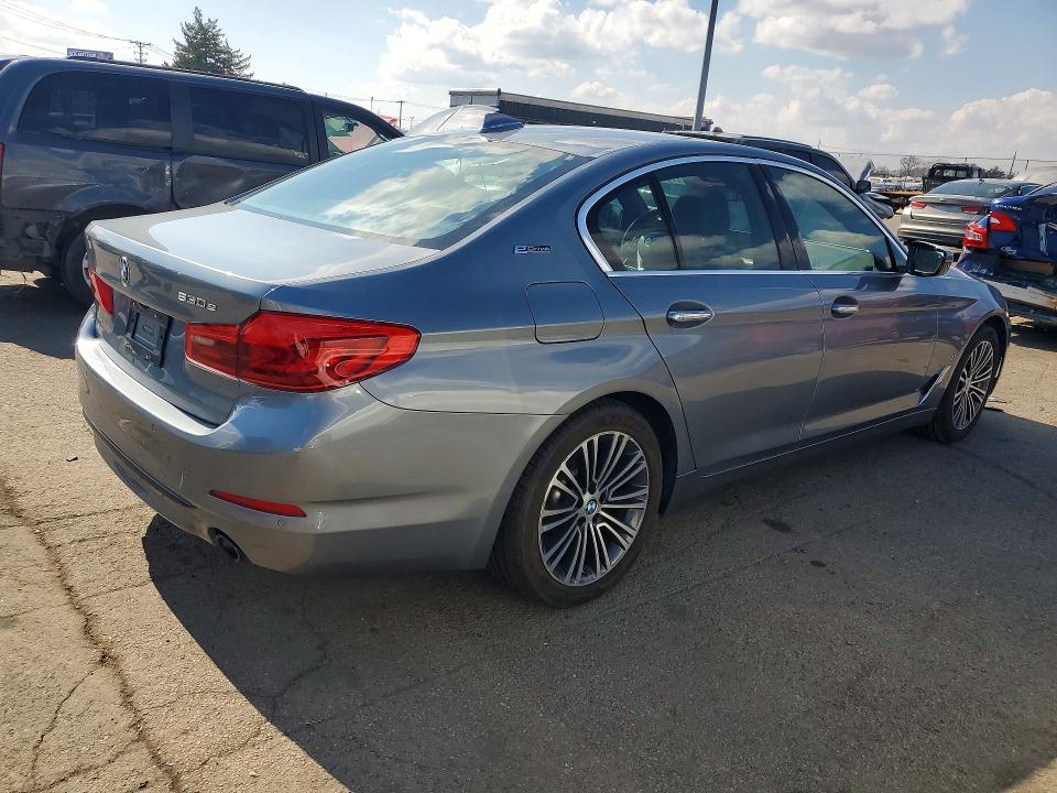 2018 Bmw Motorrad 530e მანქანა იყიდება აუქციონზე, vin: WBAJA9C56JB249791, აუქციონის ნომერი: 79291605