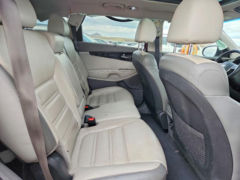 Продажа на аукционе авто 2019 Kia Sorento, vin: 5XYPKDA53KG544158, номер лота: 78380525